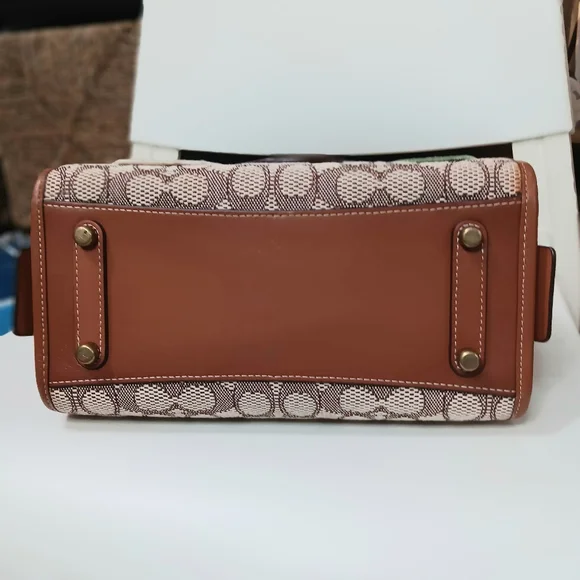 COACH X DISNEY LIMITED EDITION 2023 ✨️ Rogue 25 Bag - Signature Canvas Patchwork - Picture 11 of 17